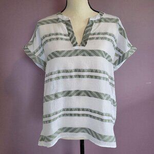Large Vineyard Vines Woven Aztec Striped Shirt